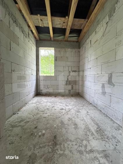 Casă cu 8 camere cu Teren 8700 Mp în Mintiu Gherlii