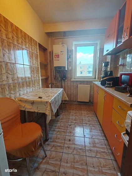 Apartament cu 2 camere semidecomandat în Trivale