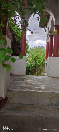 Casă cu Teren 1000 Mp în Stâlpeni