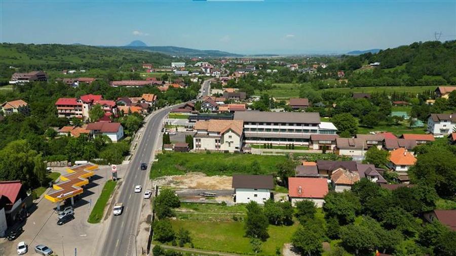 Teren Construcții intravilan de 1570 mp, în Bran