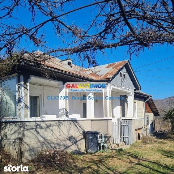 Apartament cu 4 camere în Izvoarele