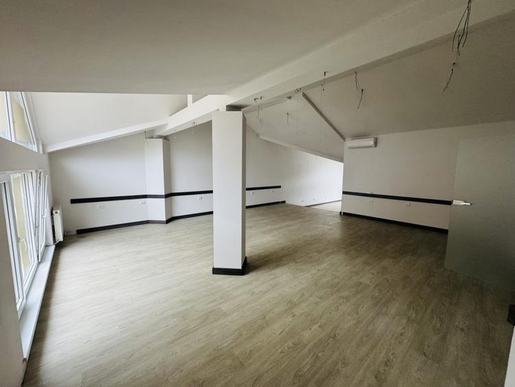 Spațiu comercial, de 143 mp, în Lipovei