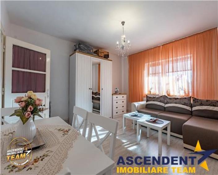 Casă cu 2 camere cu Teren 186 Mp în Simeria