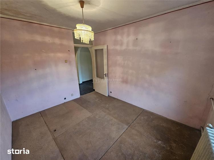 Apartament cu 3 camere în Central