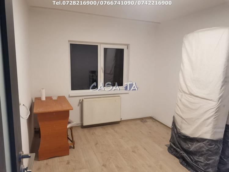 Apartament cu 3 camere decomandat, mobilat în Central