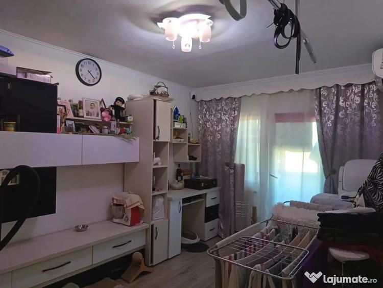 Apartament cu 2 camere decomandat în Gării