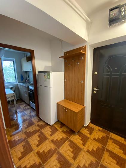 Apartament cu 2 camere decomandat, mobilat în Moara de foc