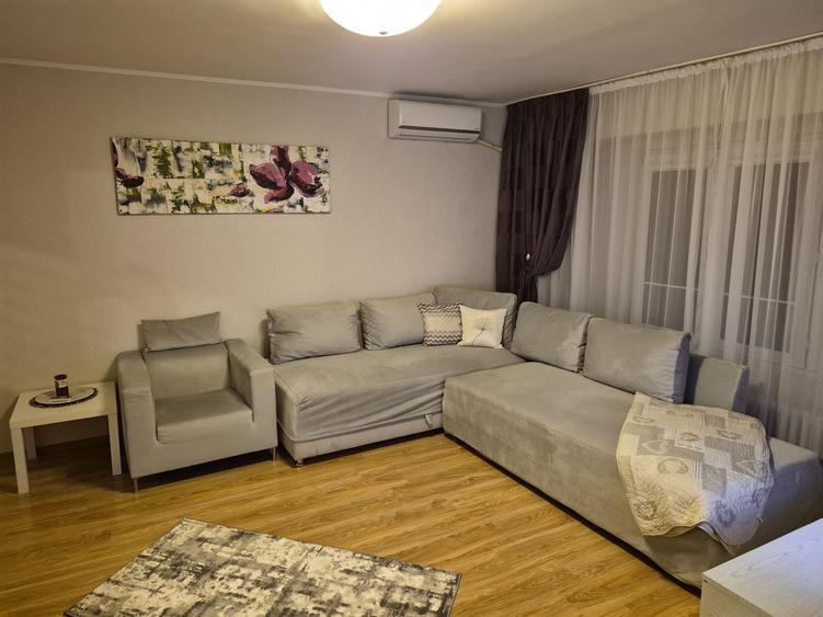 Garsonieră decomandată în Central