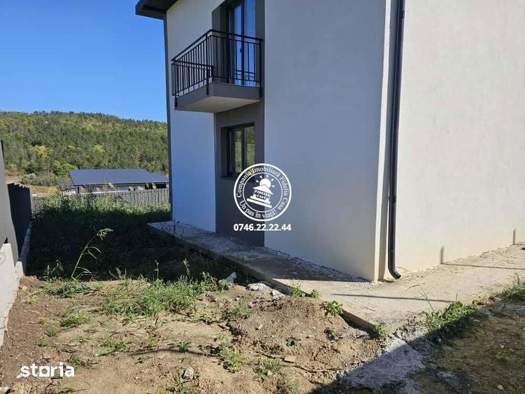 Casă cu 4 camere cu Teren 447 Mp în Valea Lupului