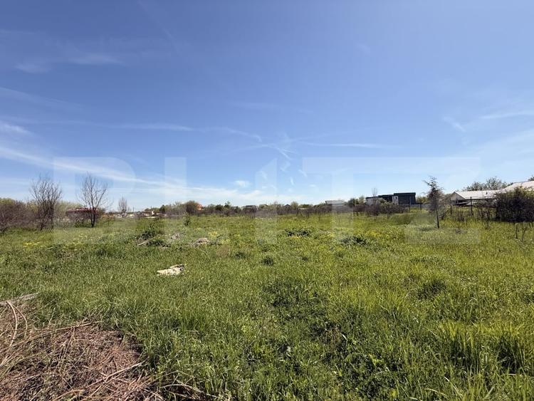 Teren Construcții intravilan de 500 mp, în Balta Verde