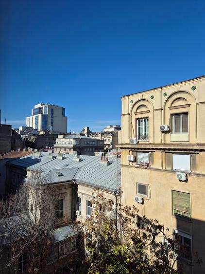 Garsonieră decomandată, mobilată în P-ța Universității