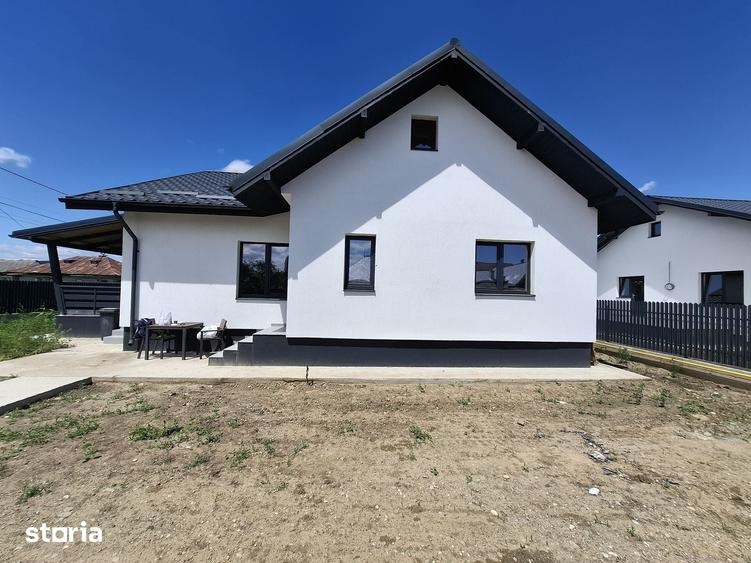 Casă cu 5 camere cu Teren 390 Mp în Hemeiuș