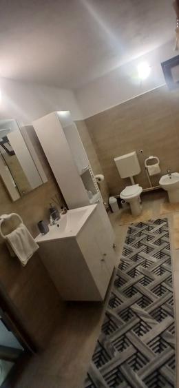 Casă cu 2 camere decomandat în Valea Rosie