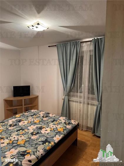 Apartament cu 2 camere semidecomandat, mobilat în Centrul Civic