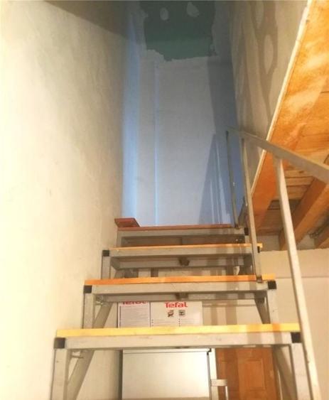 Casă individuală cu 4 camere cu Canalizare în Rahova