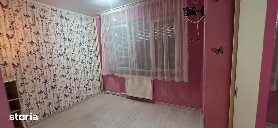 Apartament cu 2 camere decomandat în Nufărul