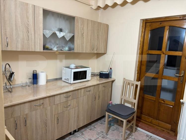 Apartament cu 3 camere decomandat, mobilat în Exterior Nord — fotografia 1