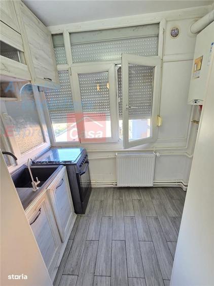 Apartament cu 2 camere decomandat în Metalurgie