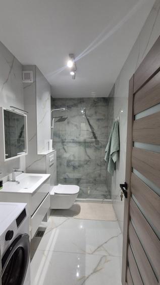 Apartament cu 2 camere semidecomandat în Agigea