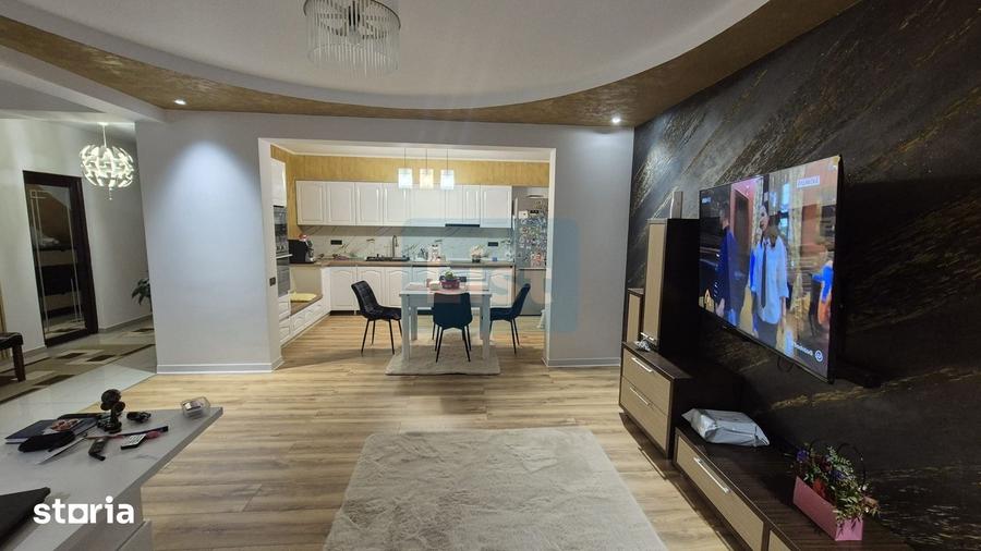 Casă cu 5 camere cu Teren 1100 Mp în Vânători