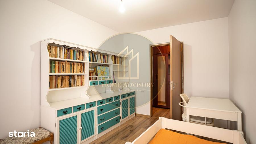 Apartament cu 3 camere decomandat în Dârste