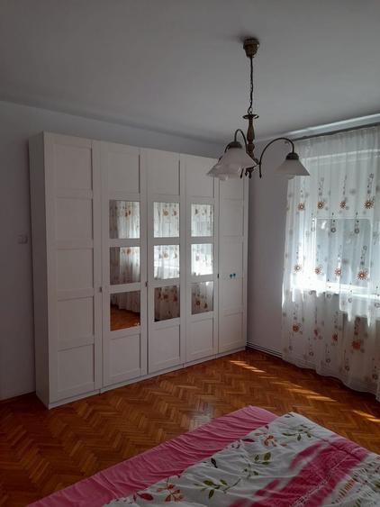Apartament cu 2 camere decomandat în Plopilor