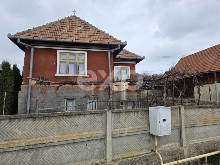 Teren Construcții intravilan de 2132 mp, în Rediu