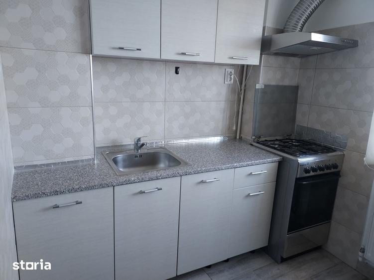 Obcini - garsoniera in bloc de apartamente - 1