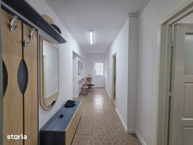Apartament cu 2 camere decomandat în Dacia