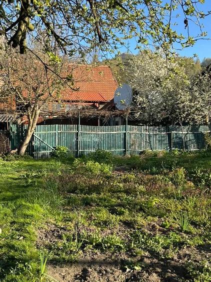 Vand casa individuala cu curte si gradina in Petrila - 1