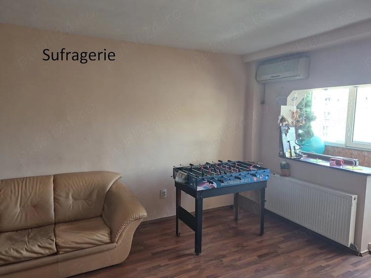 Apartament cu 4 camere decomandat în Chișinau