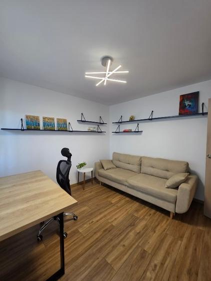 Apartament cu 3 camere semidecomandat, mobilat în Podu Roș
