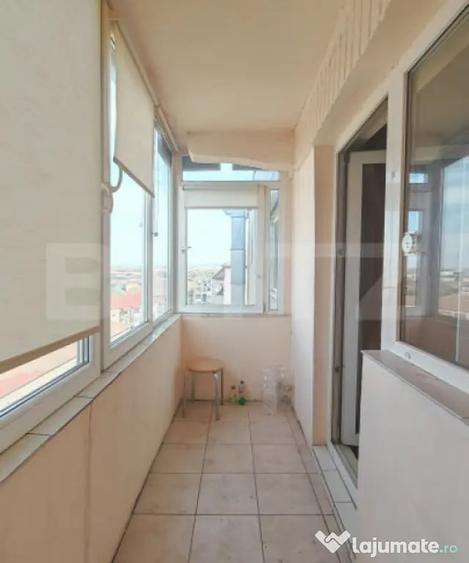 Apartament cu 3 camere decomandat în Nufărul