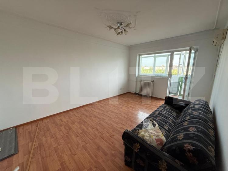 Apartament cu 2 camere decomandat în Malu Roșu
