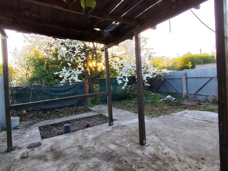 Casă individuală cu 3 camere cu Canalizare în Ronaț