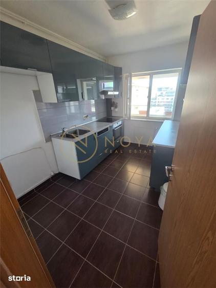 Apartament cu 3 camere în Tei