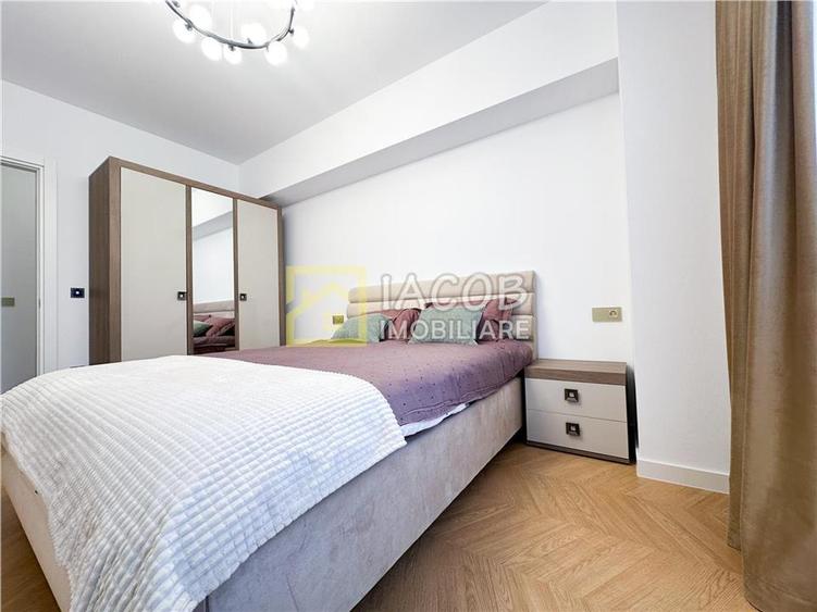 Apartament cu 2 camere semidecomandat în 9 Mai