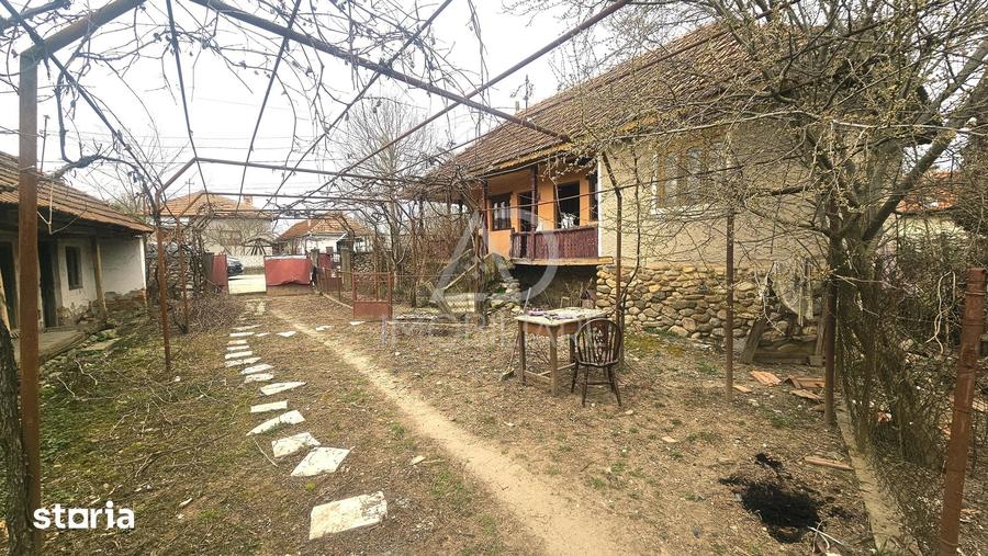 Casă cu 3 camere cu Teren 3019 Mp în Lelești