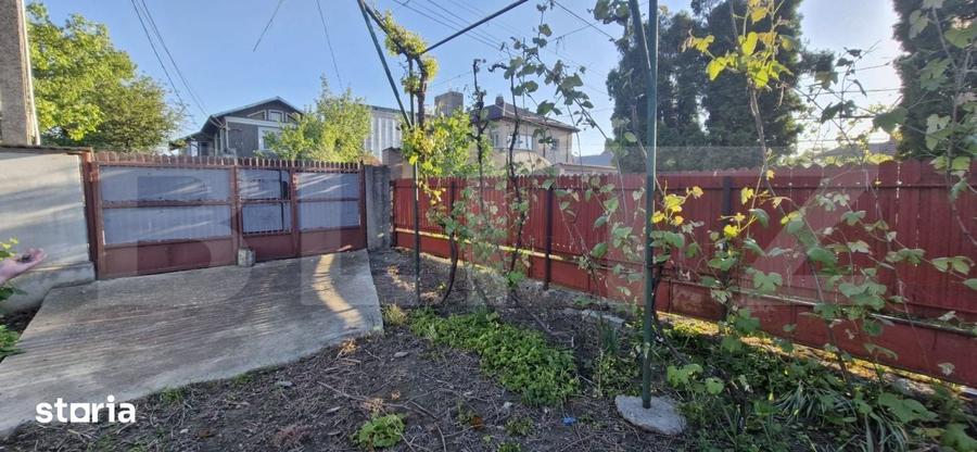 Casă cu 5 camere cu Teren 770 Mp în Central