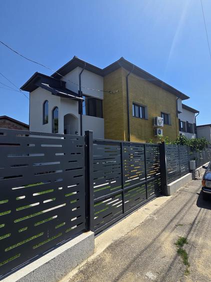 CASA DE VANZARE  / Ideala pentru clinica, birou sau de locuit - 1