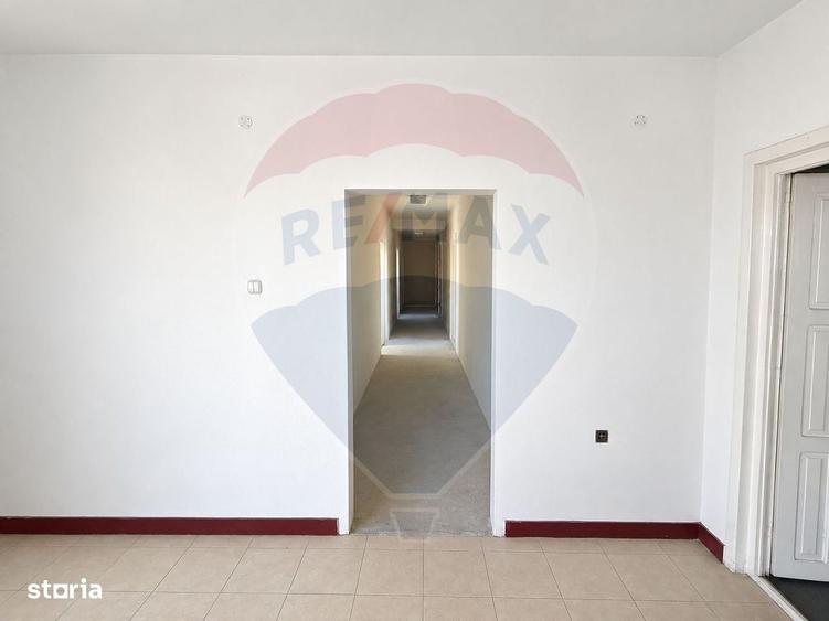 Spațiu comercial, de 372 mp, în Central