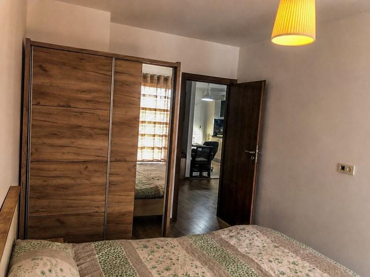 Apartament cu 2 camere decomandat în Exterior Vest