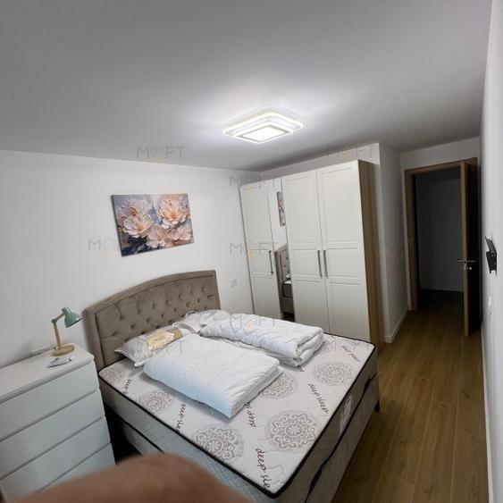 Apartament cu 3 camere decomandat, mobilat în P-ta Presei Libere