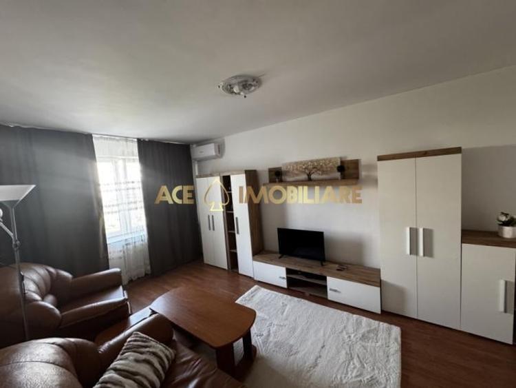 Apartament cu 3 camere decomandat, mobilat în Berceni