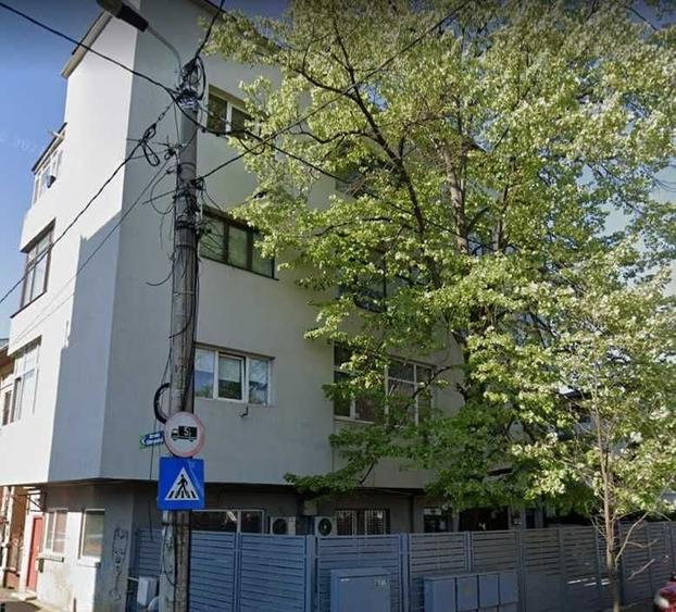 Apartament cu 3 camere decomandat în Mărășești