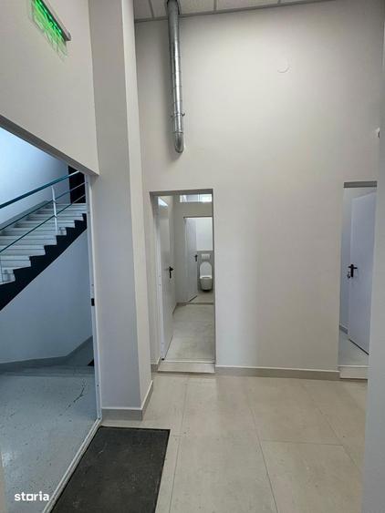 Spațiu comercial, de 185 mp, în Central