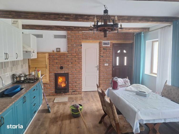 Casă cu 3 camere cu Teren 120 Mp în Central