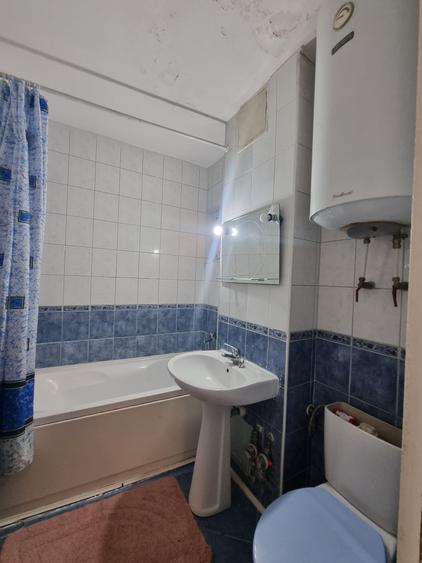 Apartament cu 3 camere decomandat în 1 Decembrie 1918
