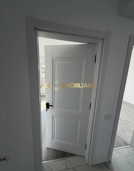 Apartament cu 3 camere decomandat în Dobroești