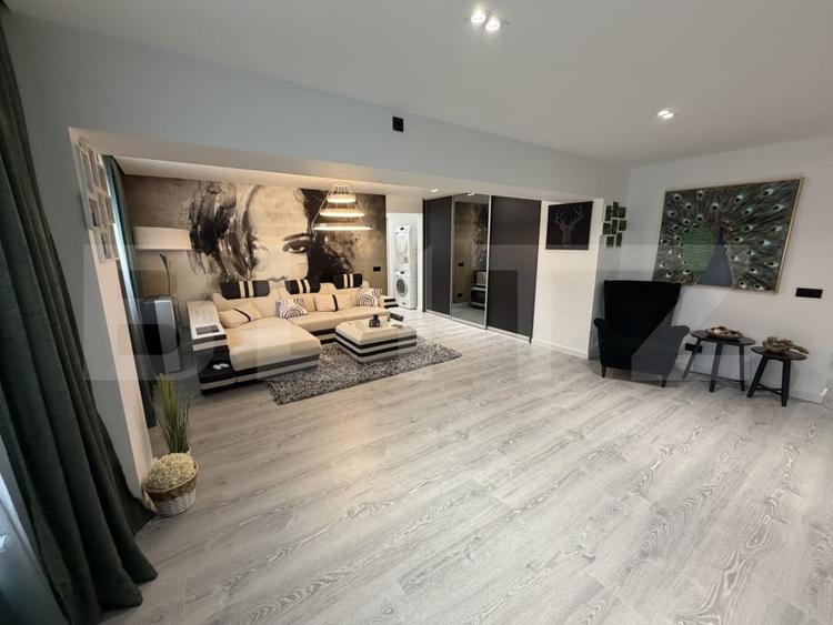 Apartament 4 camere, 83 mp, decomandat, zona ultracentrala - 1